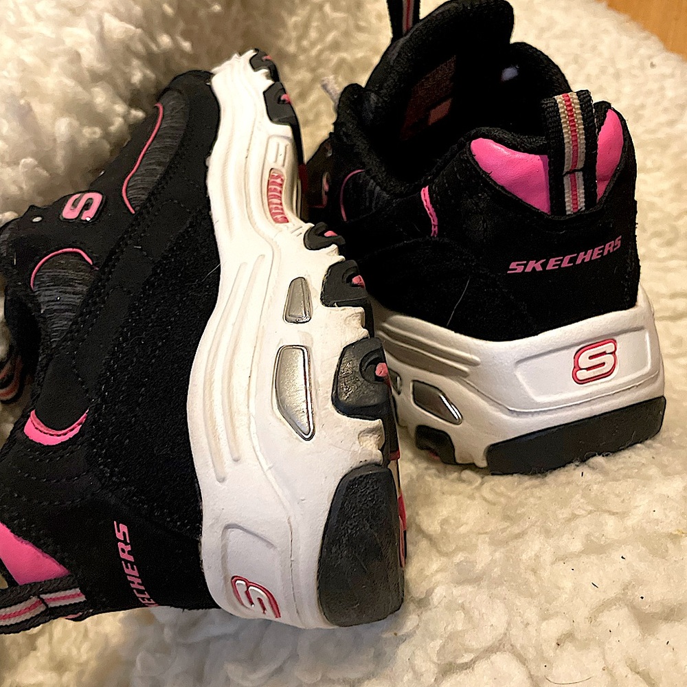 Women sketchers shoes w/Memory from